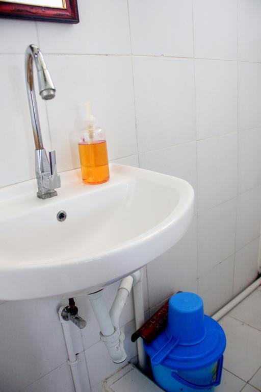 Kris Kos Hotel Canggu  Ngoại thất bức ảnh