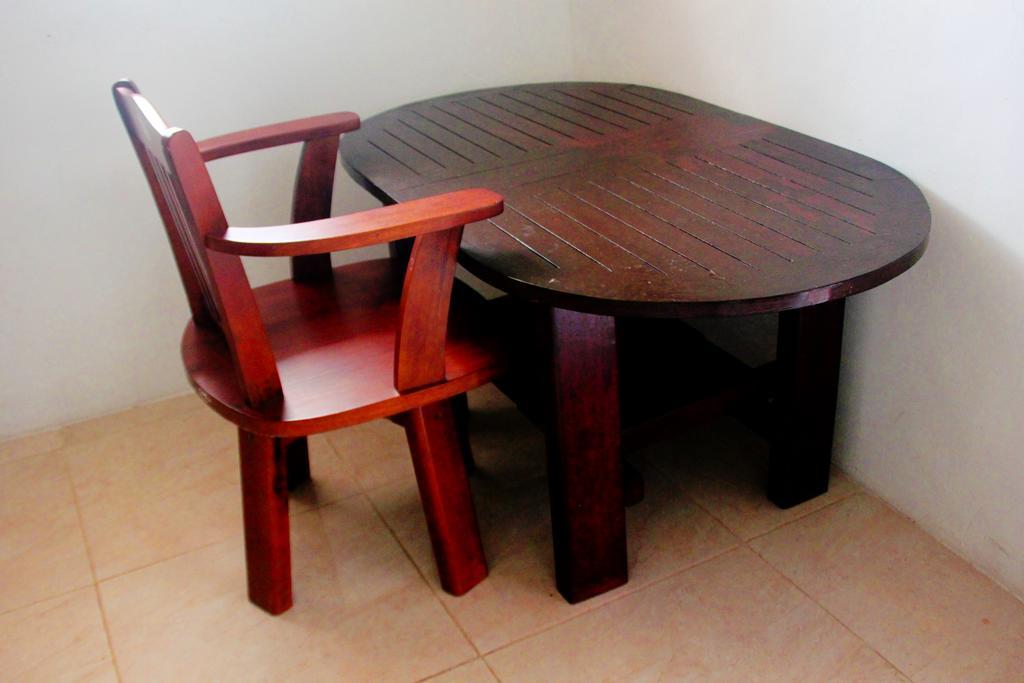 Kris Kos Hotel Canggu  Ngoại thất bức ảnh